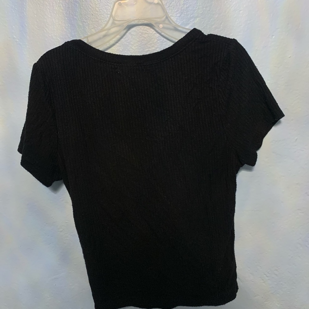 black top - Picture 2 of 3